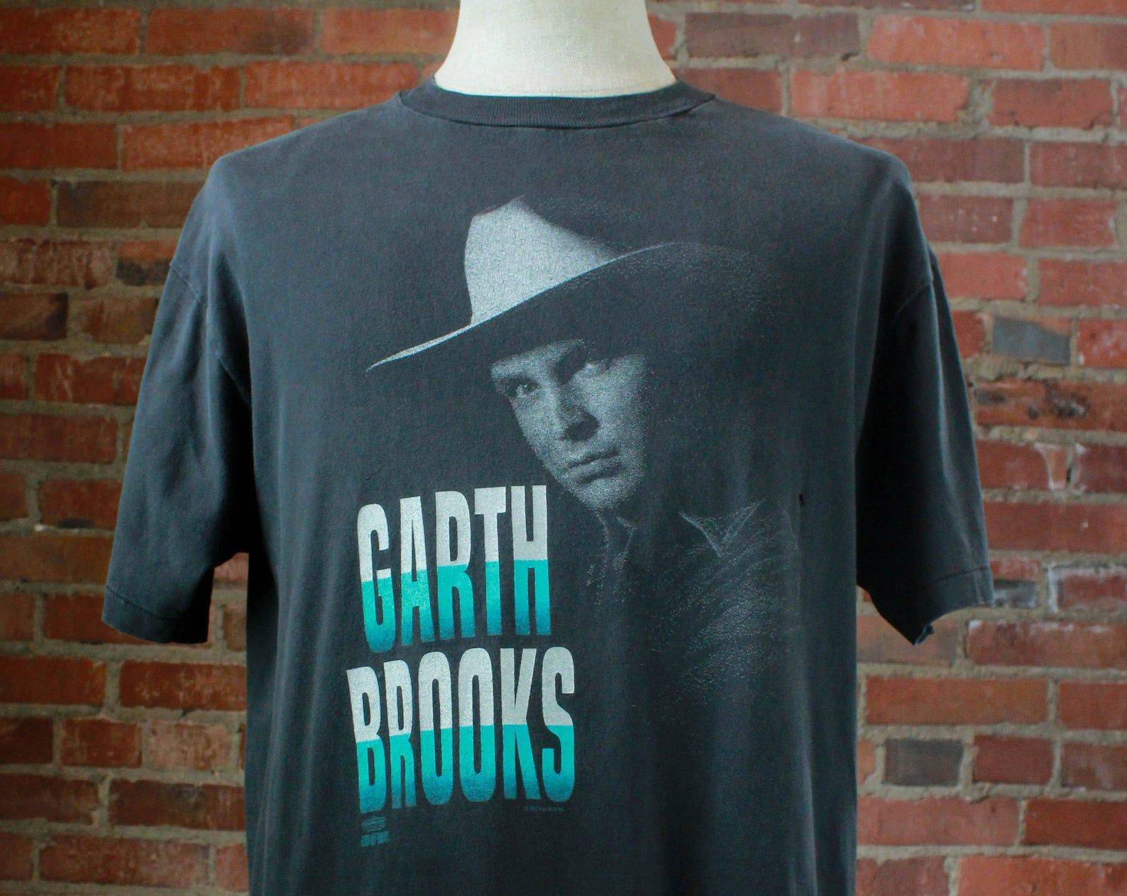 Vintage 1992 Garth Brooks Concert T Shirt Too Much Credit Black Unisex